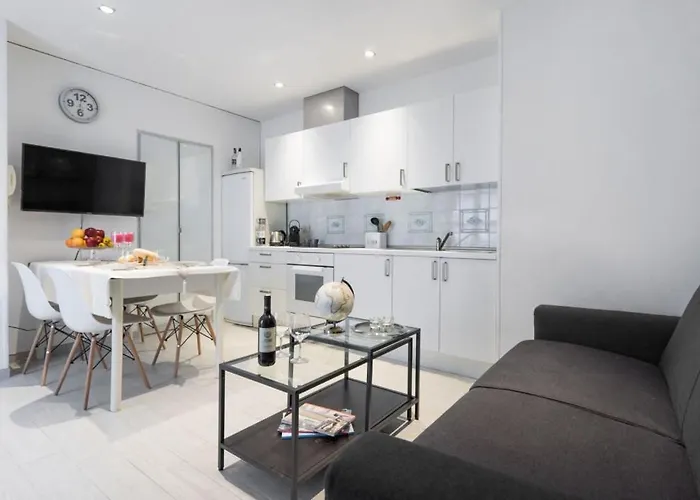 帕拉兹阿里亚精品公寓 酒店