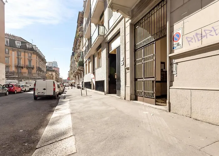 Guesthost - Cosy Nest Isola District Heart Apartamento *