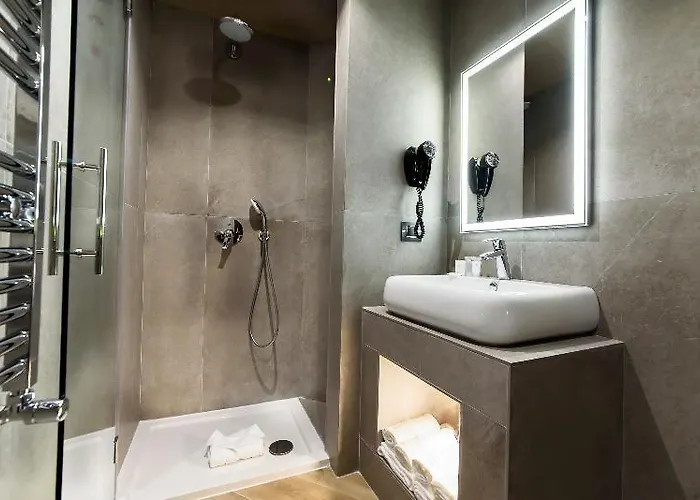 Just Hotel 4*