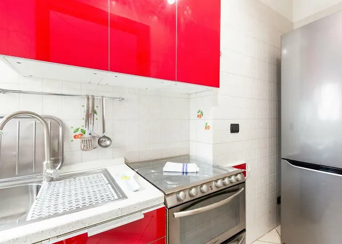 Guesthost - San Siro Stadium Garden Flat מילאנו