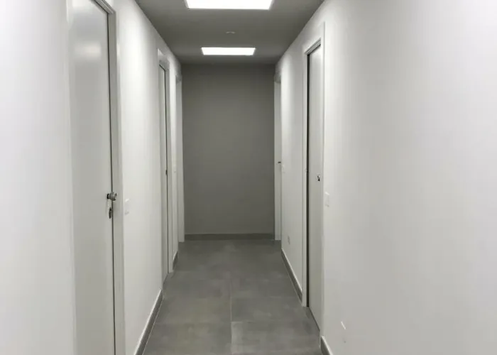 Joy בית הארחה 3*