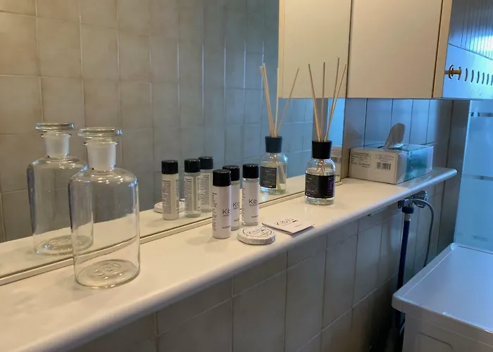 Kibilu - Fiera Milano, Vicinanze Rho, Linea Rossa Qt8 밀라노