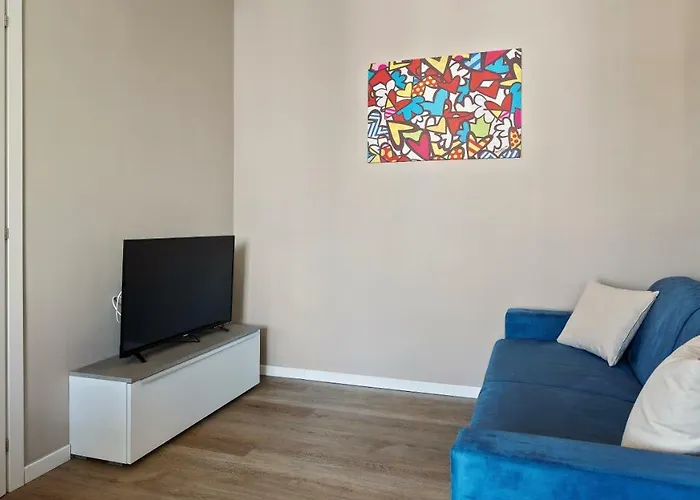 Italianway Easy - Largo Allegri 4 * Milano