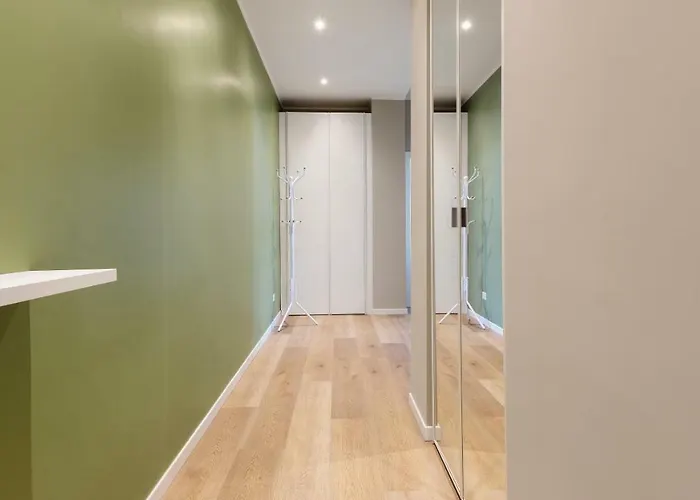 Italianway Easy - Largo Allegri 4 * Milano