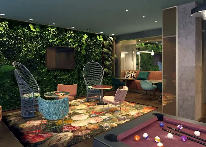 إن إتش كولكشن ميلانو تورينج