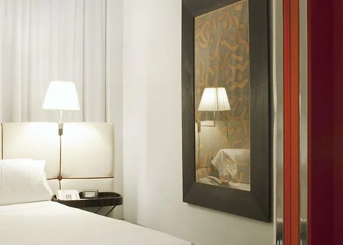 Ξενοδοχείο Sina The Gray