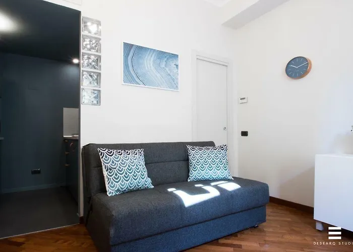 Kibilu - Via Dell'unione - Centre - Duomo * Milán