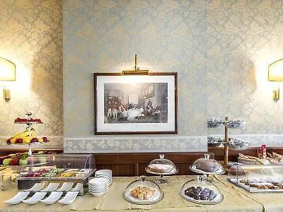 Ascot Otel 4*