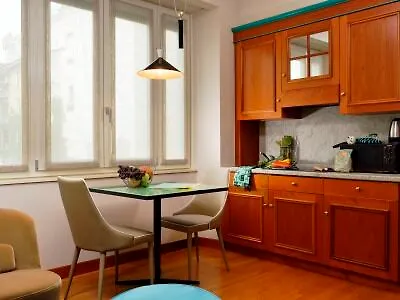 מלון דירות Residenza Delle Citta 4*