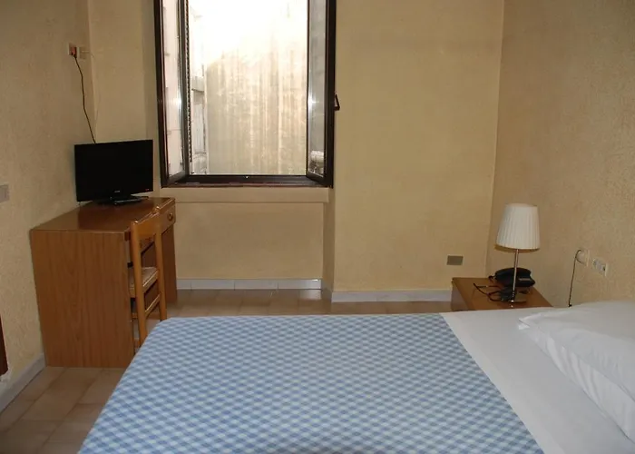 Hotel Verona Mediolan