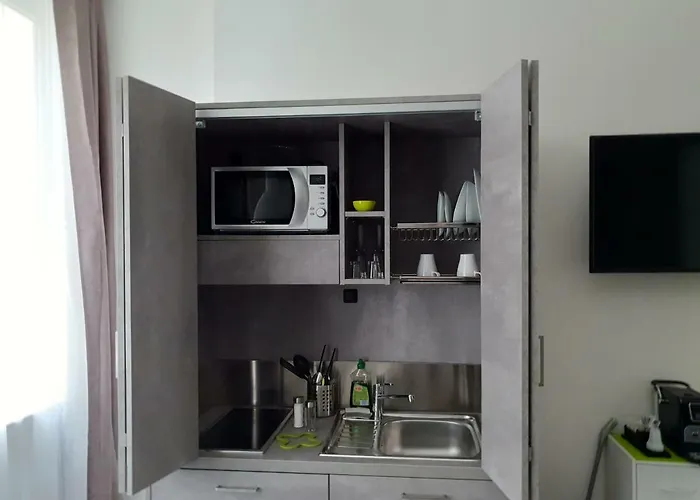 Warrest - Short Rent *