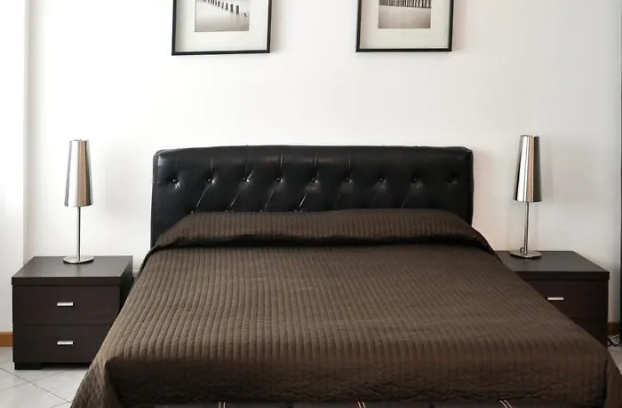 Easy - And Navigli Lägenhetshotell 3*