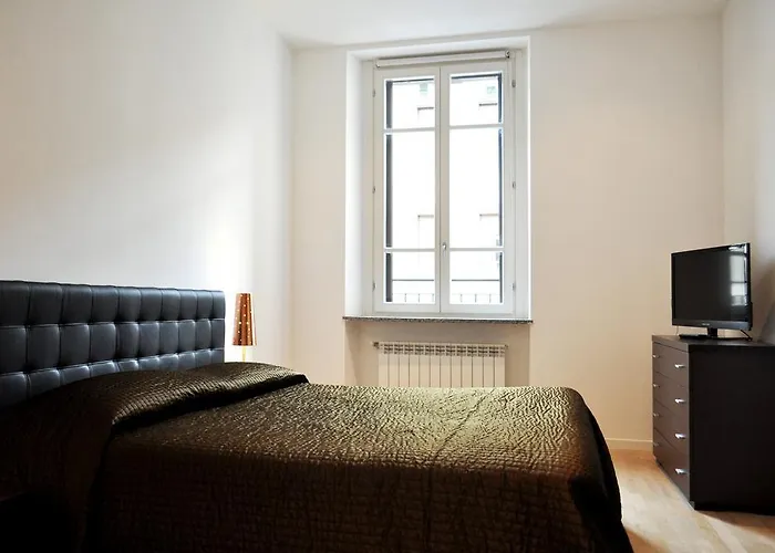 Lägenhetshotell Easy - And Navigli Milano