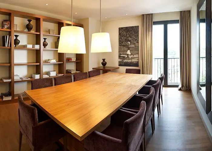 Radisson Blu Otel 4*