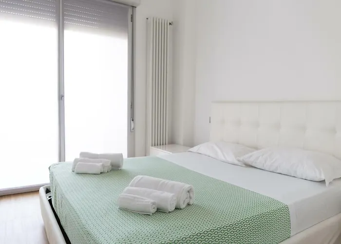 דירה Housing32 *