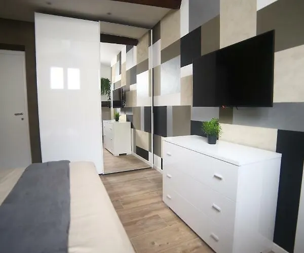 Garibaldi Fifty Attic Near Duomo Hotel Mailand