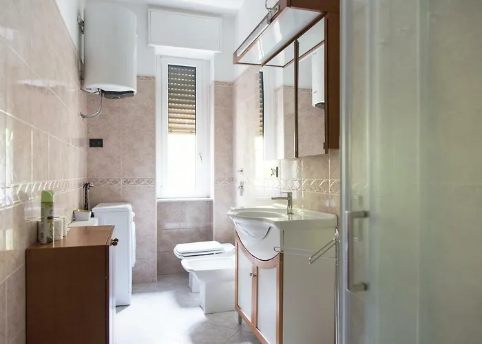 Youhosty - Pezzotti 18 * Mediolan