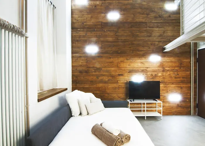 Alessia's Flat - Mac Mahon Apartment Milan