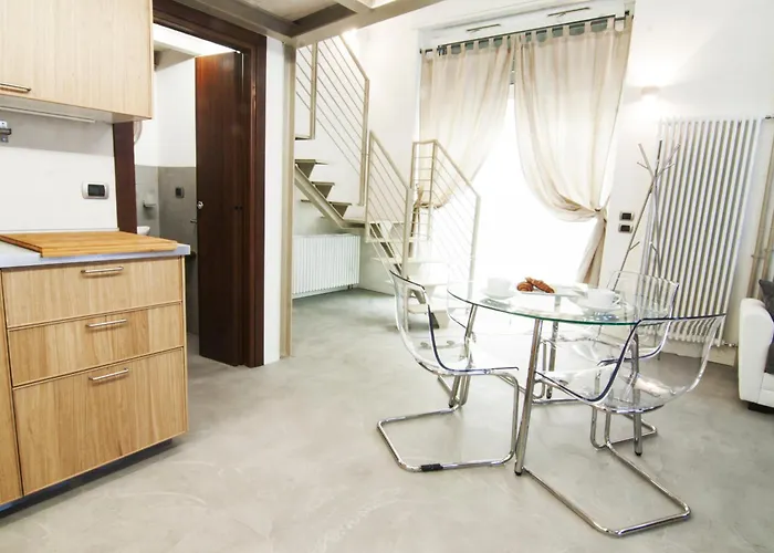 Alessia's Flat - Mac Mahon Milan