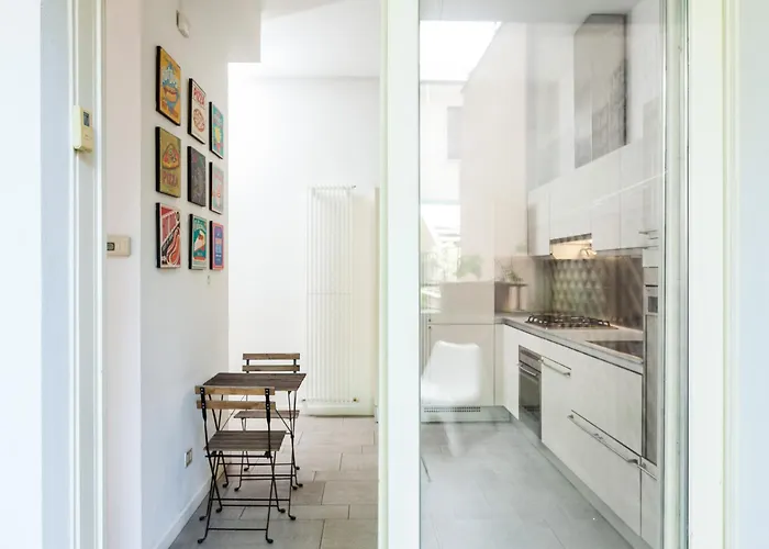 Easyhomes - Piola Bazzini * Mailand