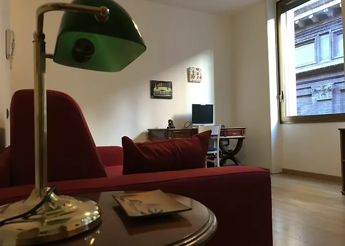 Kibilu - Via Falcone - Centre - Duomo *