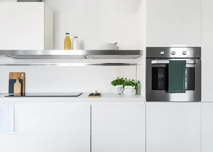 Joivy Stylish 1-bedroom Flat Milan