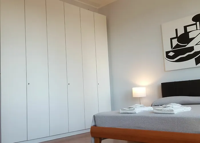 Bnbutler - Duomo - Galleria Unione * Mediolan