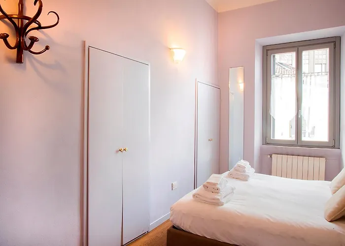 Easyhomes - Porta Venezia Oberdan 아파트