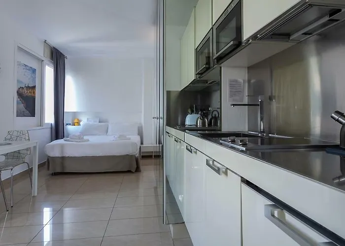 Italianway-santa Radegonda Milán