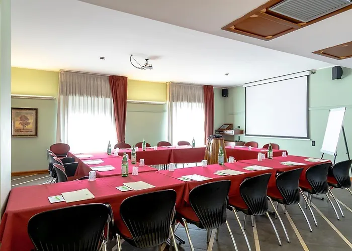 Sunflower 4* Milánó