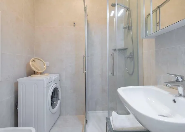 Lejlighed Joivy 1br In Isola With Stunning View To Bosco Verticale Milano