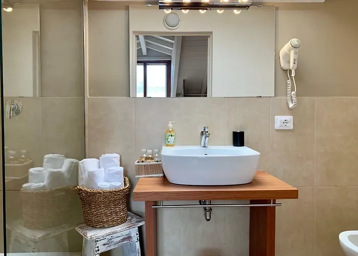 Nocleg ze śniadaniem Porta Ronca - B&b, & Apts