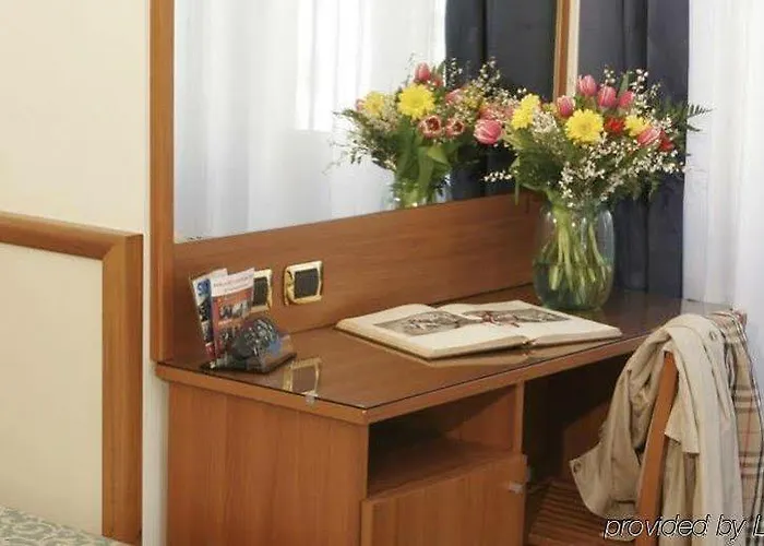 Florence 3* Милан