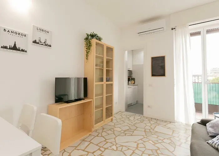 The Rent - Maciachini Two Bedroom