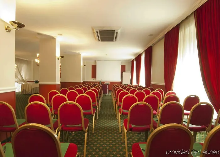 호텔 시나 드 라 빌 4*