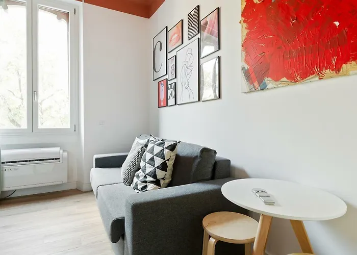 Easylife - - Crema 9 - Porta Romana Milán
