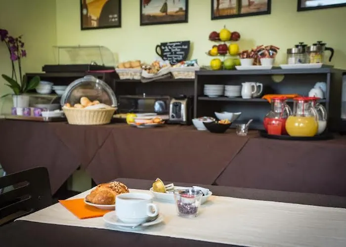 Hotel Corvetto Porto Di Mare 4*