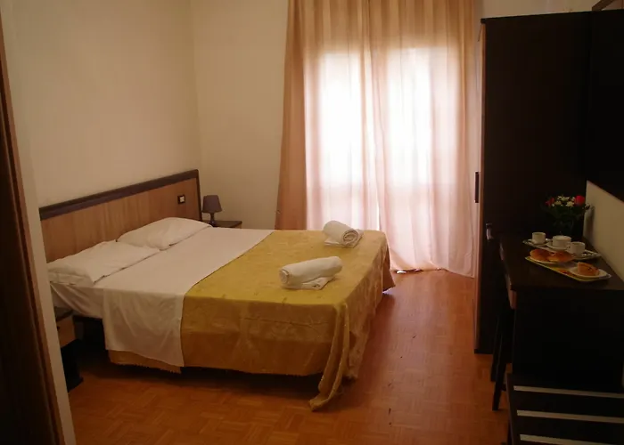 فندق مبيت وإفطار Euro 2*