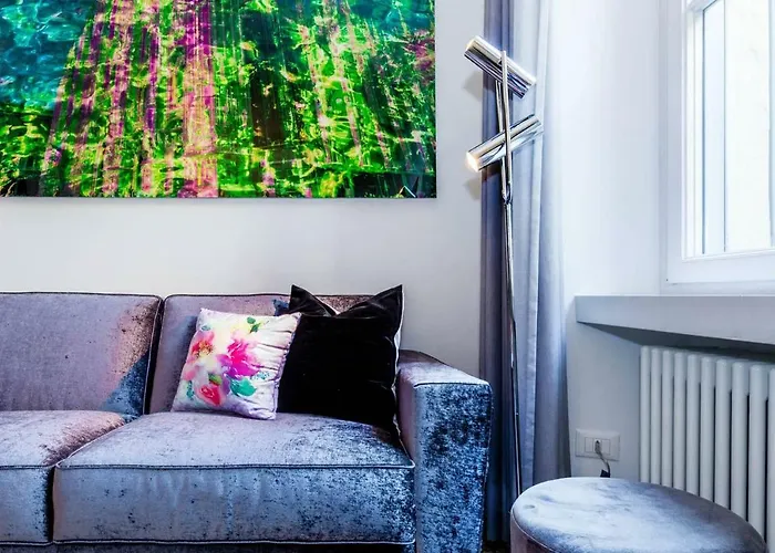 Apartment Joivy Superb 1bed In Brera Milan