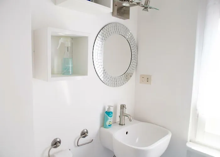 Convenient And Private Place In Milan *