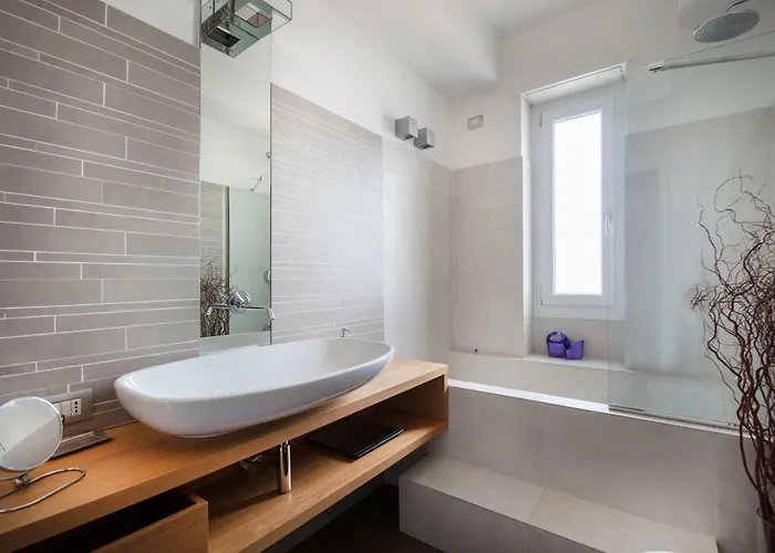 Apartment Lush Contemporary Flat, Wonderful With 3 Bedrooms, 6 Guests