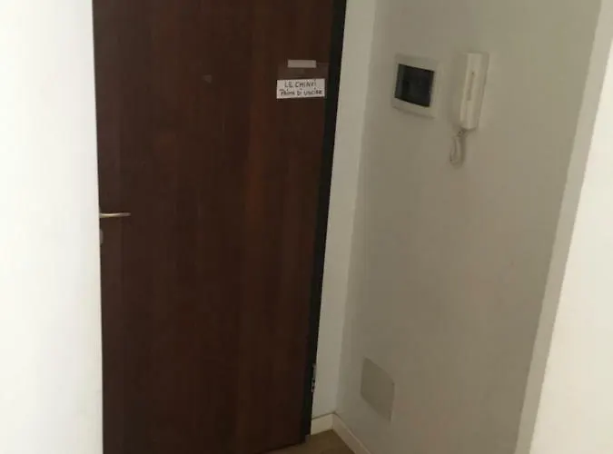 Apartamento Rio M3 Sondrio E Stazione