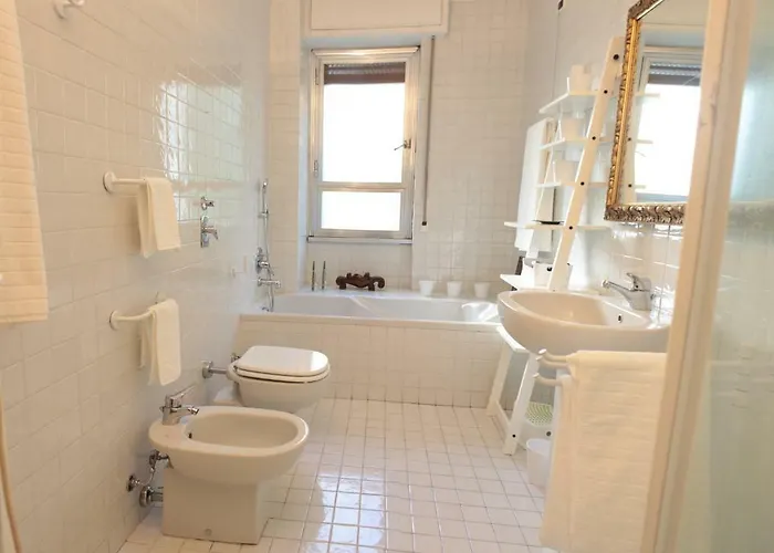 Luminous Stylish Quiet 150m2, Tre Torri *