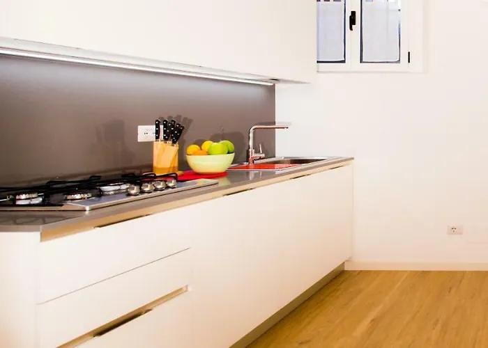 P&d Navigli - Porta Genova * Milánó