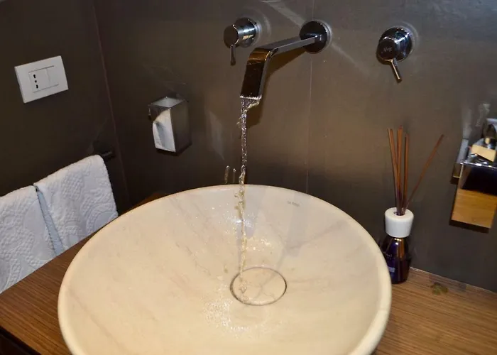 Carducci 2 - Charming & Cozy * ミラノ