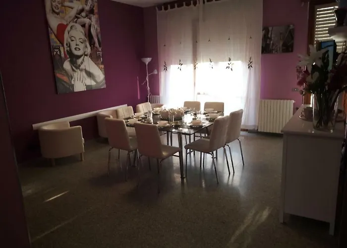 艾索拉罗麦公寓 招待所