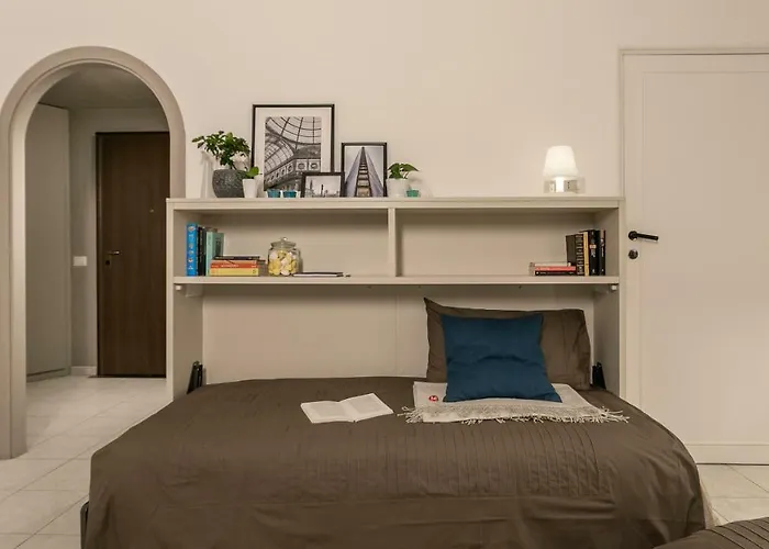 Next Stop - Station Apartamento