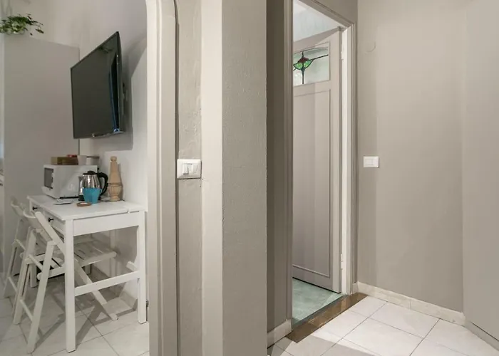 Next Stop - Station *