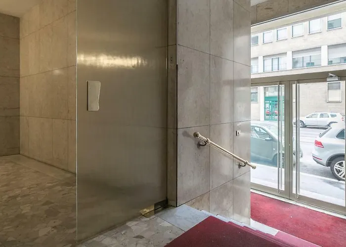 Next Stop - Station *