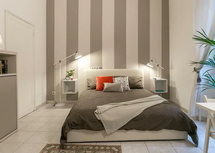 Next Stop - Station *